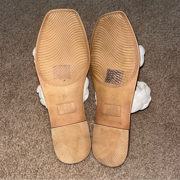 Time and Tru size 10 women’s sandal flats cream with braided straps - Picture 8 of 8